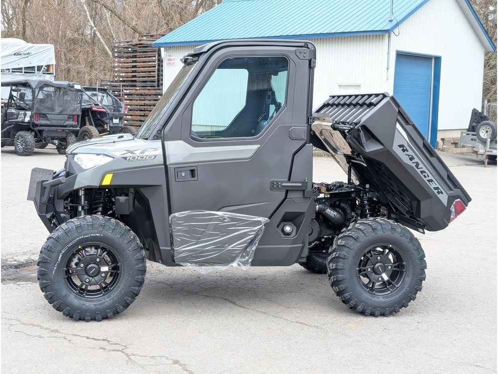 2027 Polaris Ranger Xp 1000 Cab - Avalanche Gray 🎯 Utv Cabine 1000cc Travail 4 Saisons Chauffé Prix Abordable Defender Ranger Qualité 🟢 alt