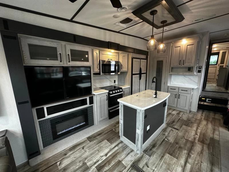 Keystone Rv Montana 295rl 2023 alt