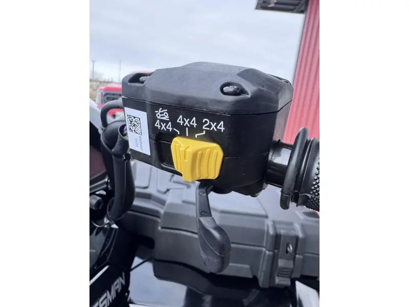 2026 Polaris Sportsman Touring 850 Premium Onyx Black thumbnail 16