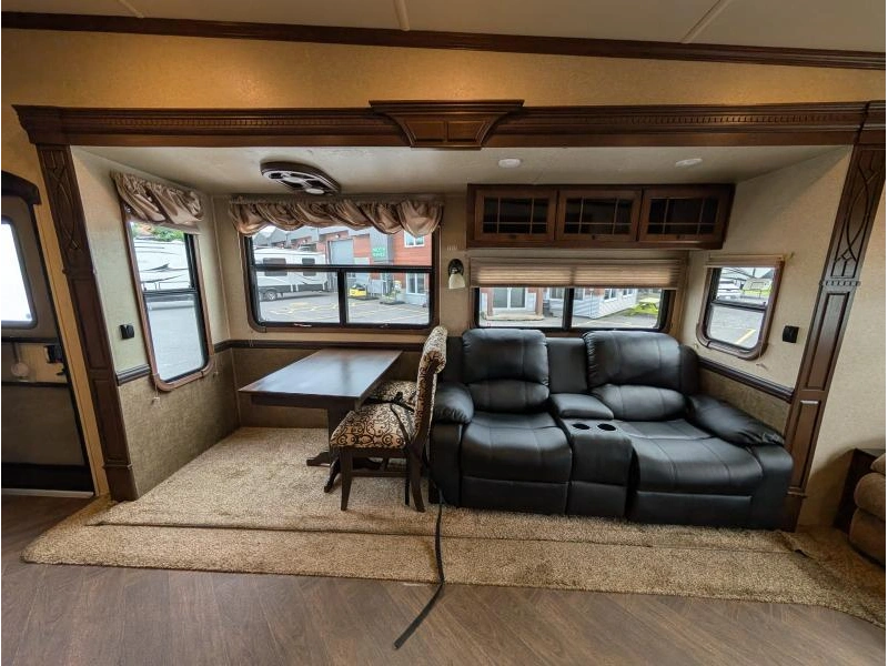 Heartland Gateway 3200rs 2015 alt