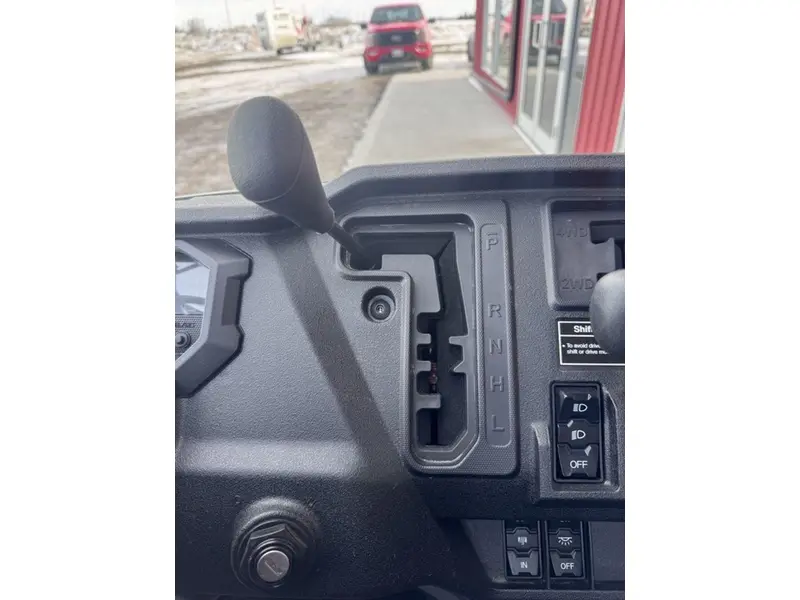 2025 Honda Pioneer 1000-5P Trail thumbnail 15