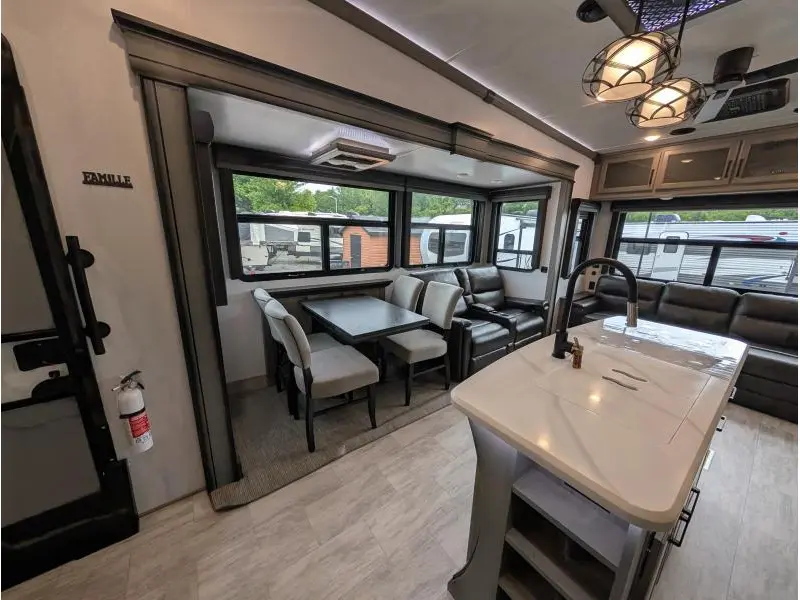 2023 Keystone RV Montana