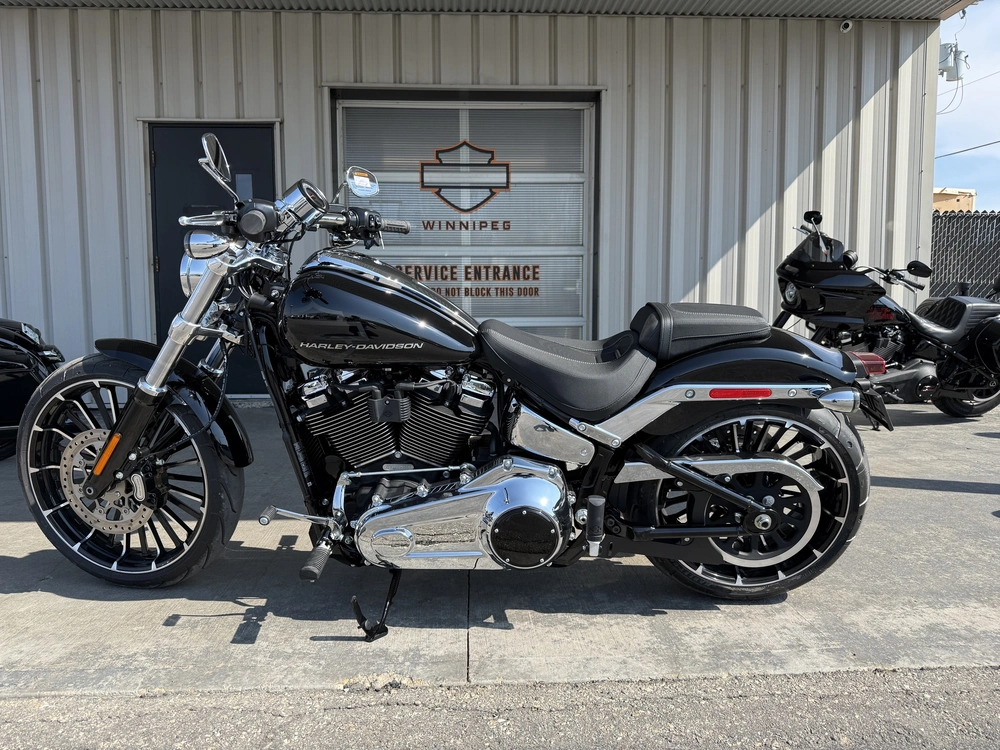 2026 Harley-davidson Breakout alt