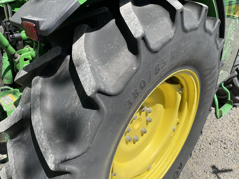 2017 John Deere 5100gn alt