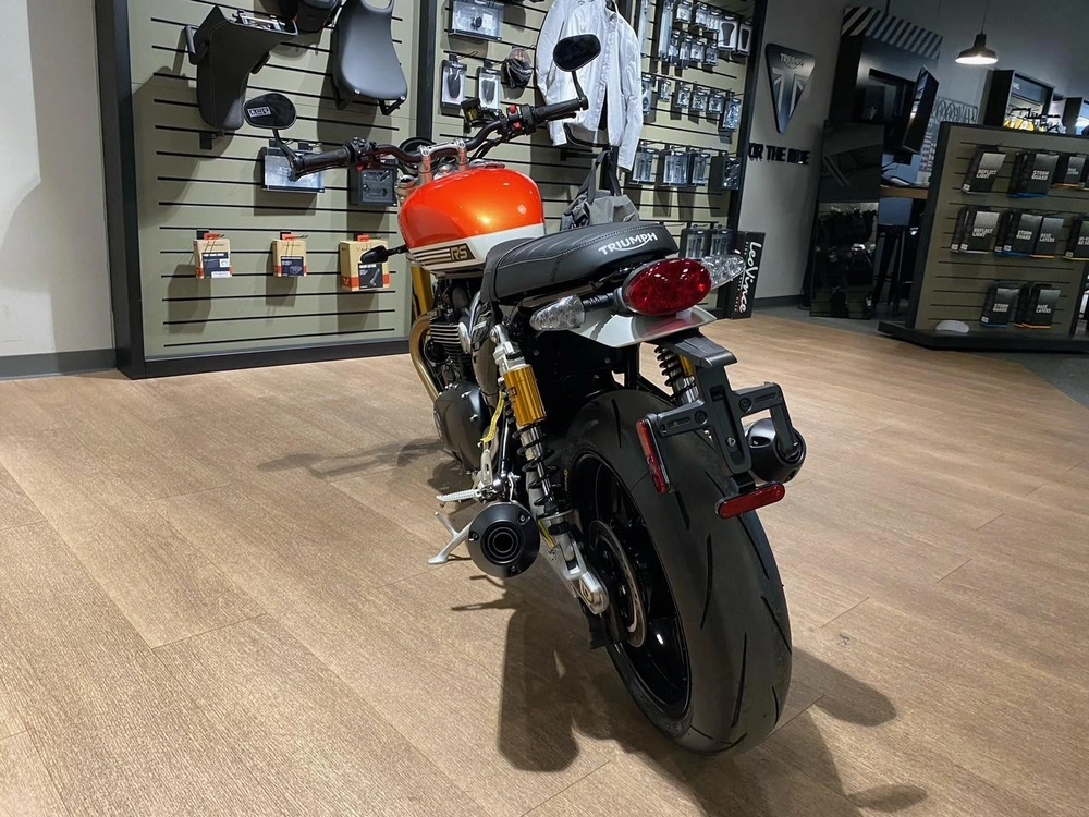 2026 Triumph Speed Twin 1200 Rs - Baja Orange / Sapphire Black alt