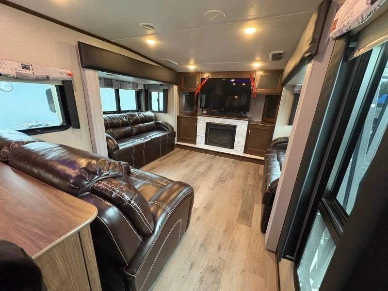 Keystone Rv Montana 380th 2018 alt