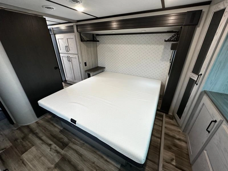 Keystone Rv Montana 295rl 2023 alt