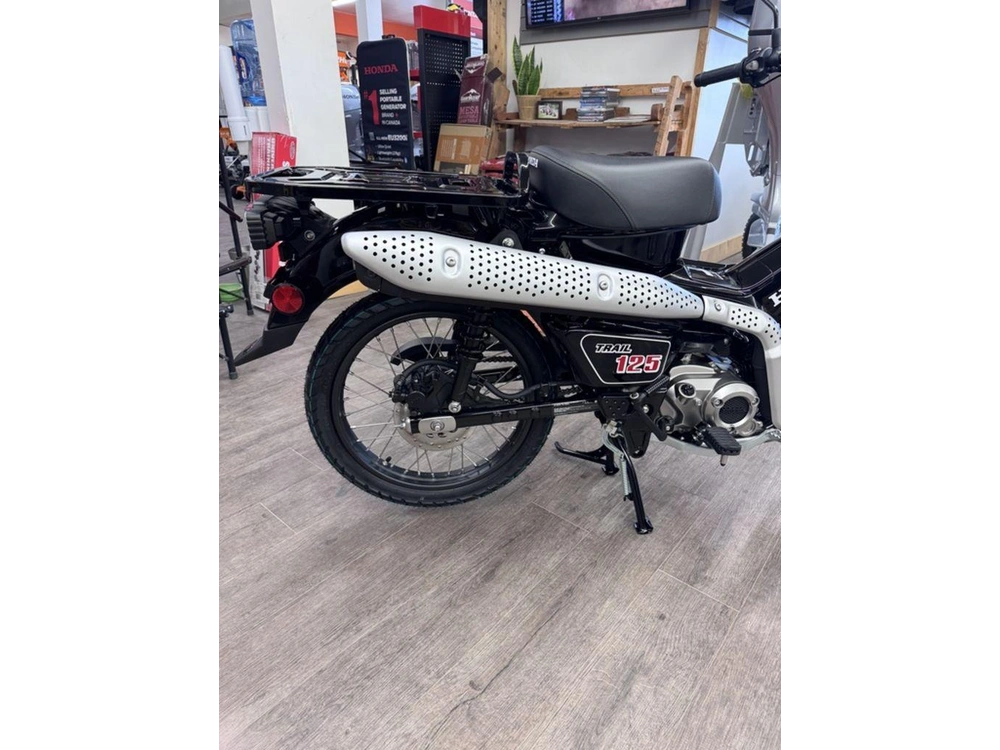 2026 Honda Trail 125 alt