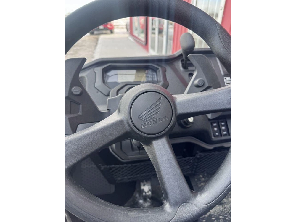 2025 Honda Pioneer 1000-5p Trail alt