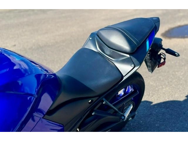 2023 Yamaha Mt-03 alt
