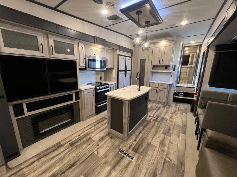 Keystone Rv Montana 295rl 2023 alt