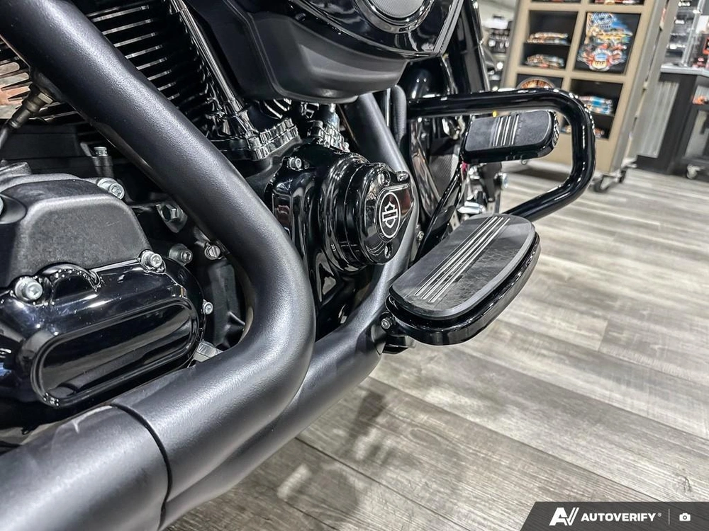 2026 Harley-davidson Road Glide alt
