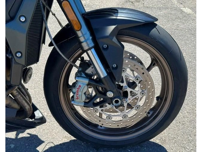 Triumph Street Triple 765 Rs 2023 alt