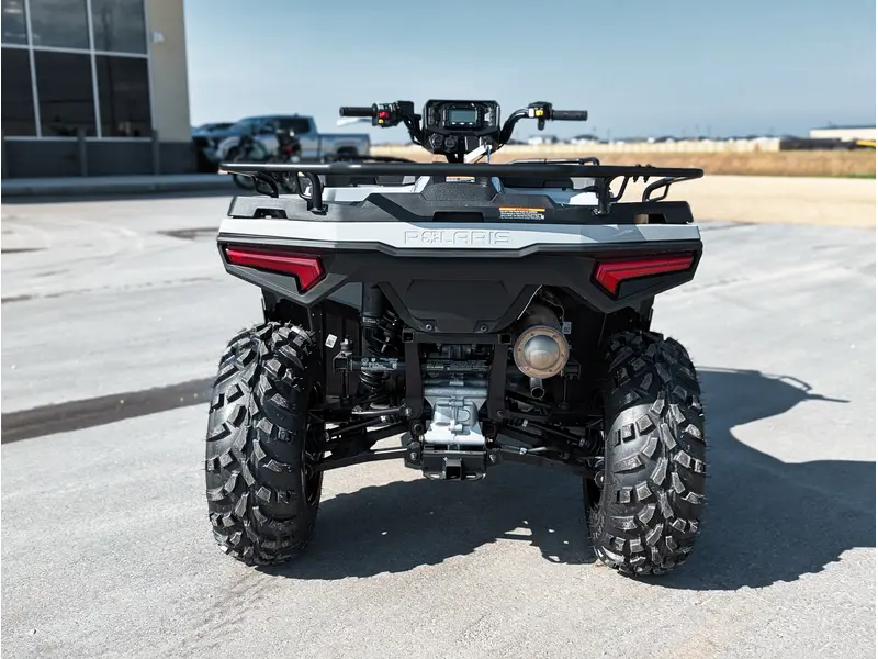 2026 Polaris Sportsman 570 EPS // Ghost Gray thumbnail 11