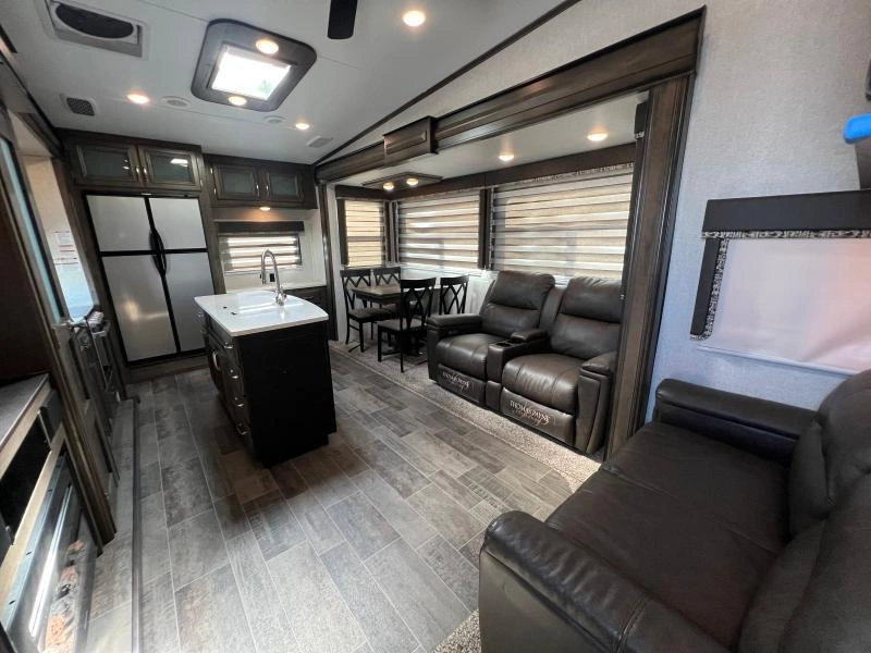 Keystone Rv Montana 320mk 2019 alt