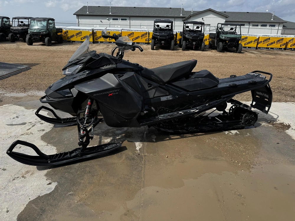 2023 Ski-doo Backcountry 850 Xrs 146x2 alt