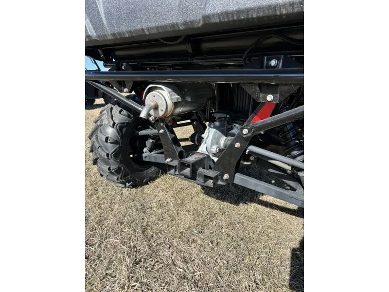 2025 Honda Pioneer 700-4P DLX thumbnail 11
