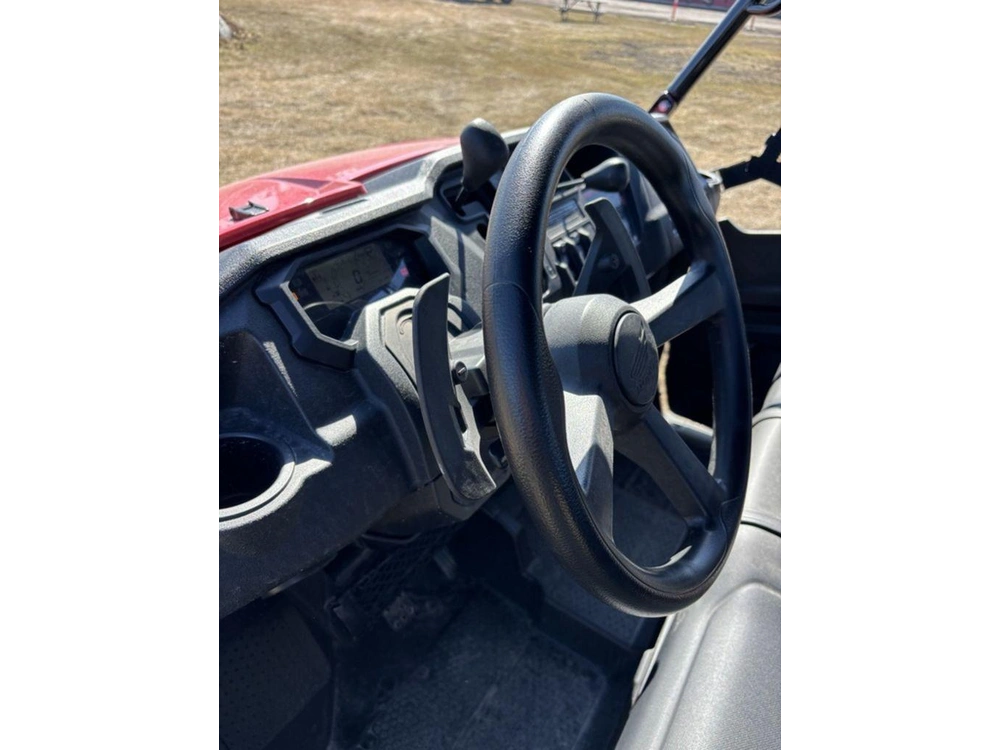 2025 Honda Pioneer 1000-5p Dlx alt
