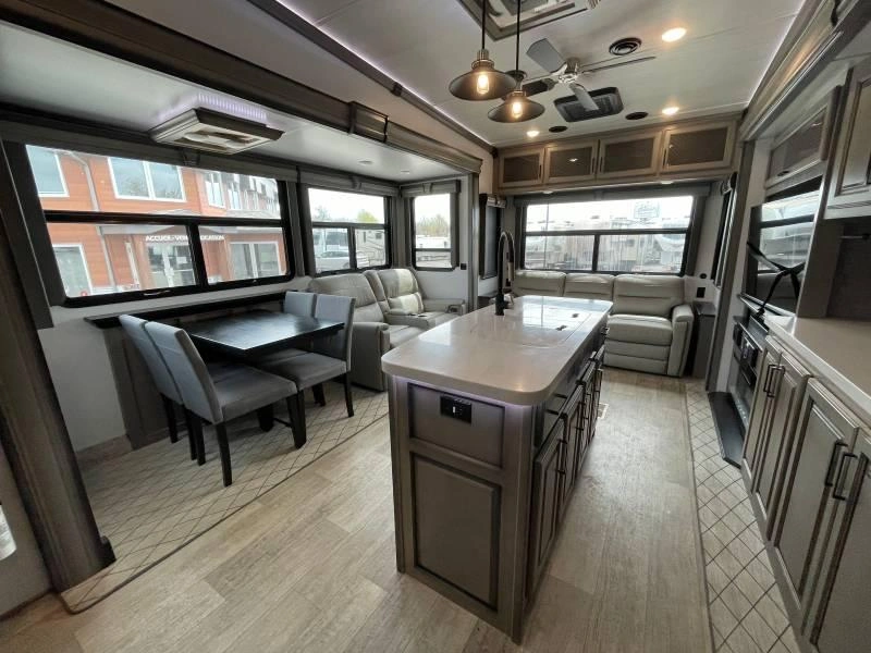 Keystone Rv Montana 3231ck 2022 alt