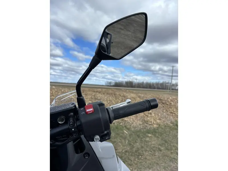 2026 Honda NT1100 thumbnail 12