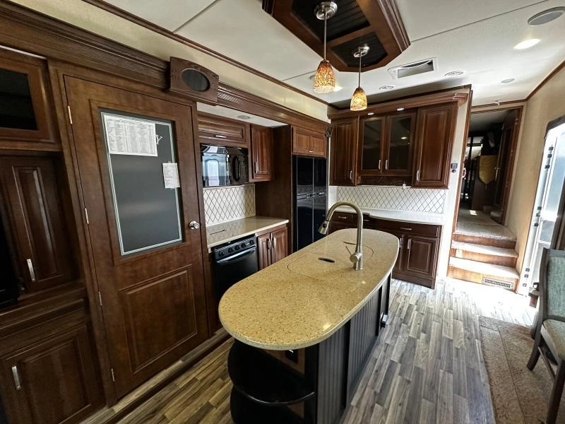 Grand Design Solitude 369rl 2015 alt