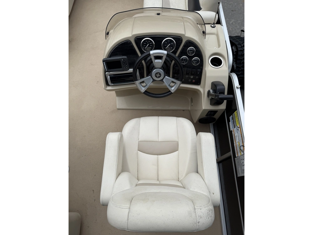 2014 Other Sweetwater 1880 W/50hp Yamaha Fourstroke alt