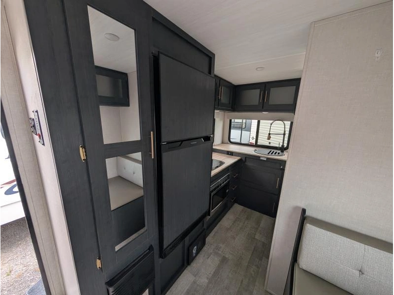 Forest River R-pod 194c 2024 alt