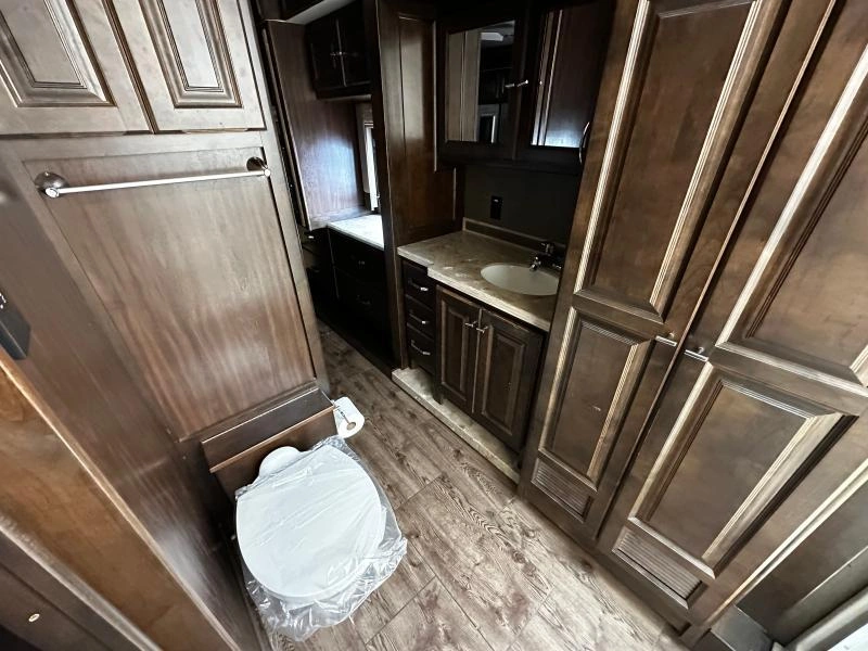 Tiffin Motorhomes Allegro 34pa 2018 alt