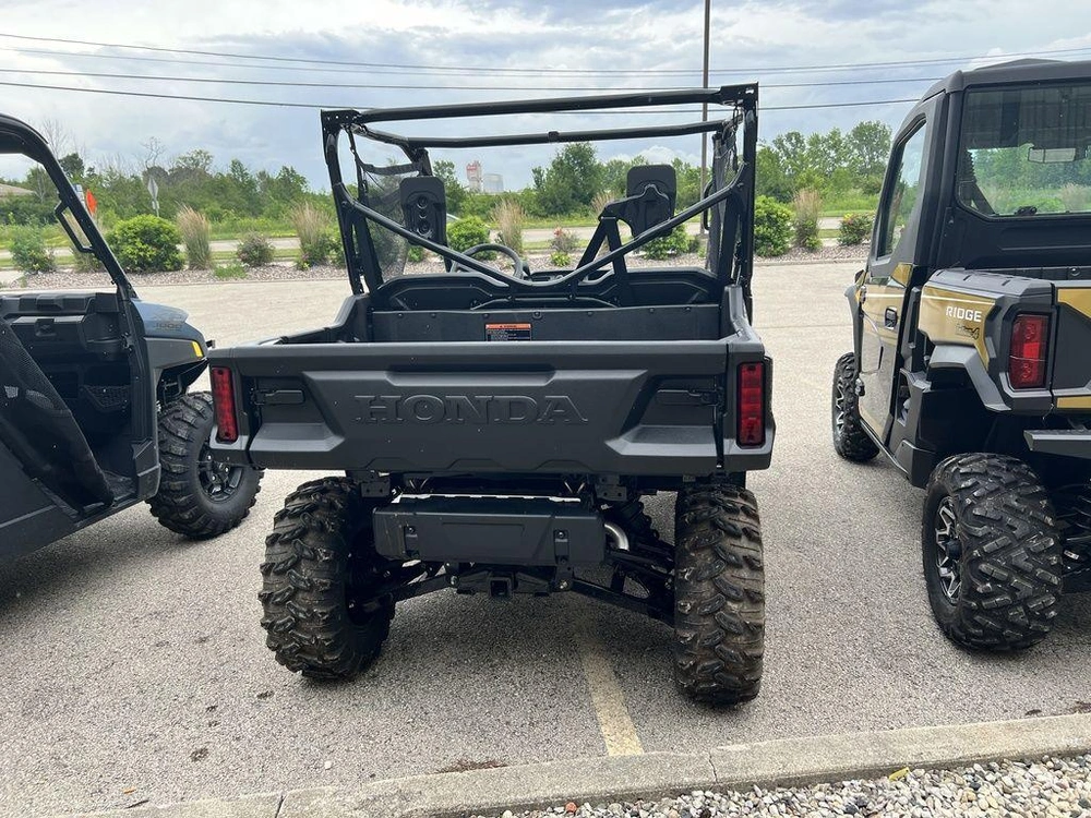 2025 Honda Pioneer 1000 Forest alt