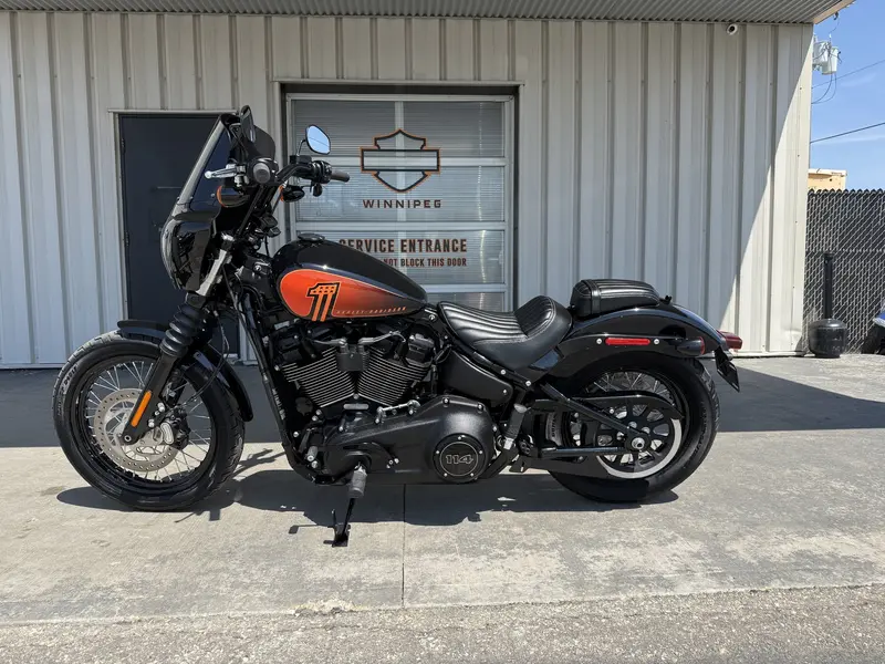 2021 Harley-Davidson STREET BOB thumbnail 4