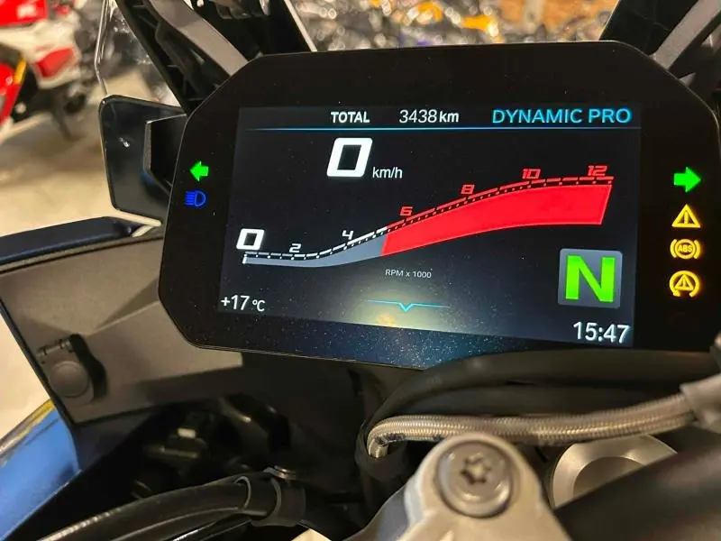 2024 BMW S1000XR thumbnail 6