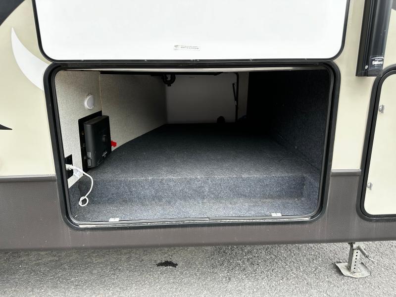 2019 Keystone RV Cougar thumbnail 6