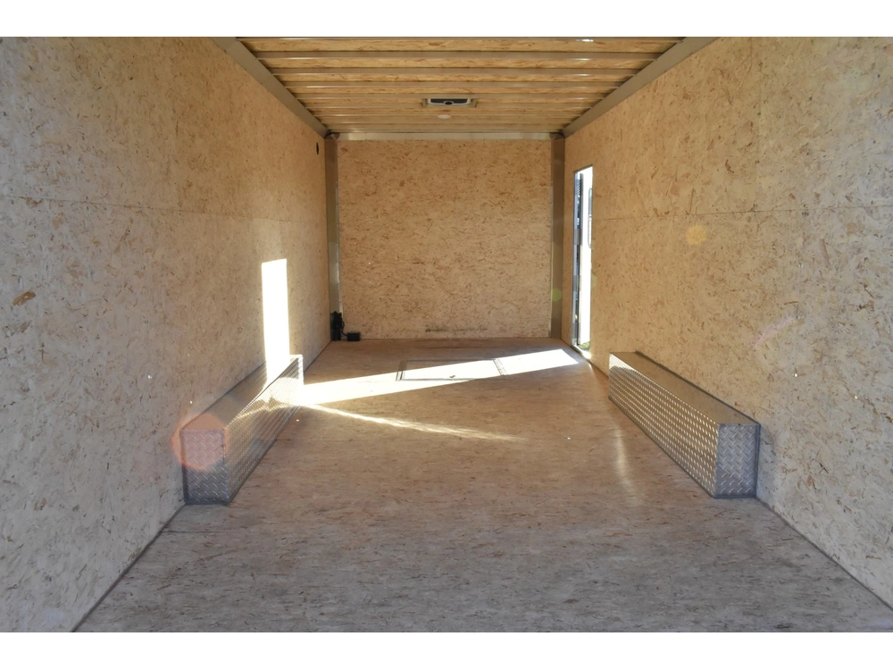 2024 Alcom Aluminum Enclosed 8.5' X 20' Tandem Axle alt