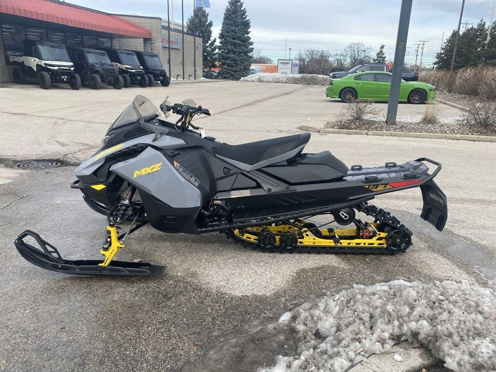 2026 Ski-doo Mxz® Adrenaline® 850 E-tec 137_grey alt