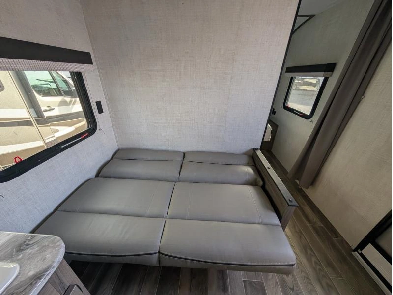 Gulfstream Innsbruck 241rb 2022 alt