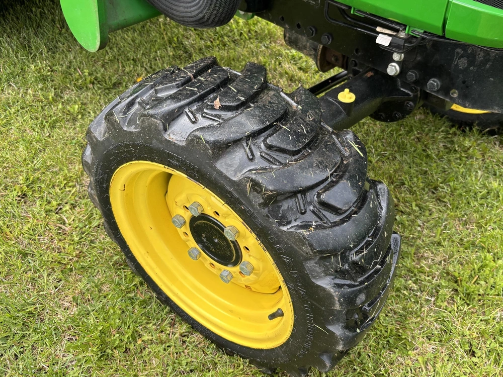 John Deere 2032r 2020 alt