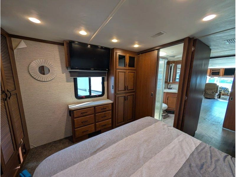Fleetwood Expedition 38b 2012 alt
