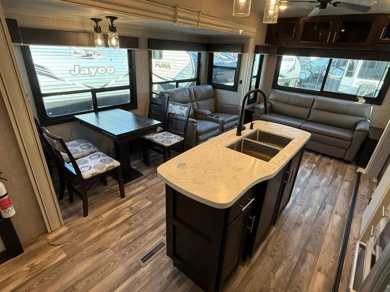 Jayco Eagle 321rsts 2022 alt
