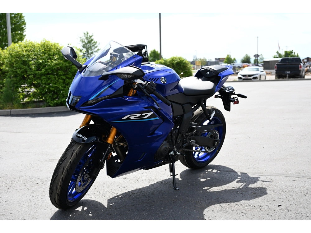 2026 Yamaha Yzf-r7 alt
