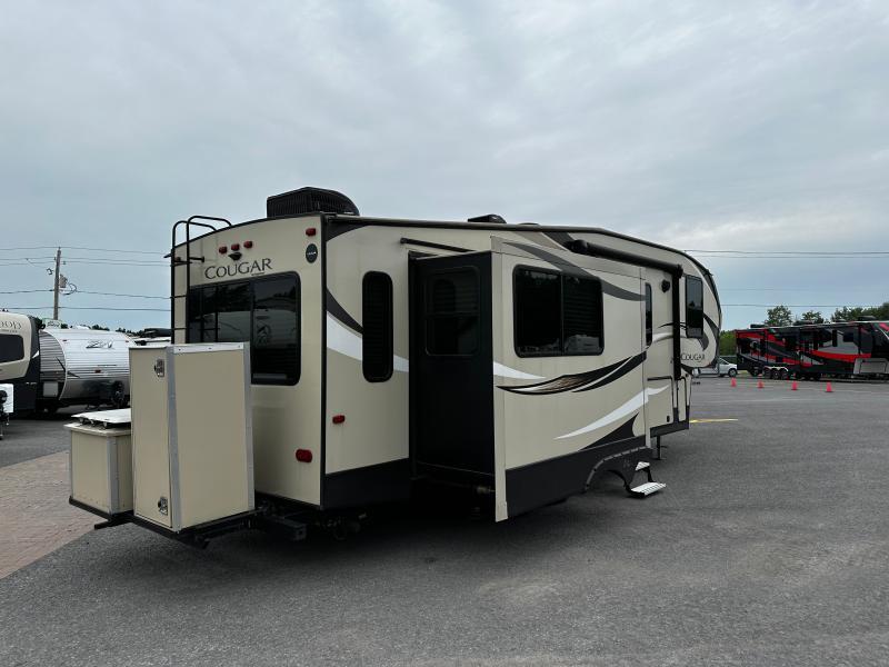 2019 Keystone RV Cougar thumbnail 2