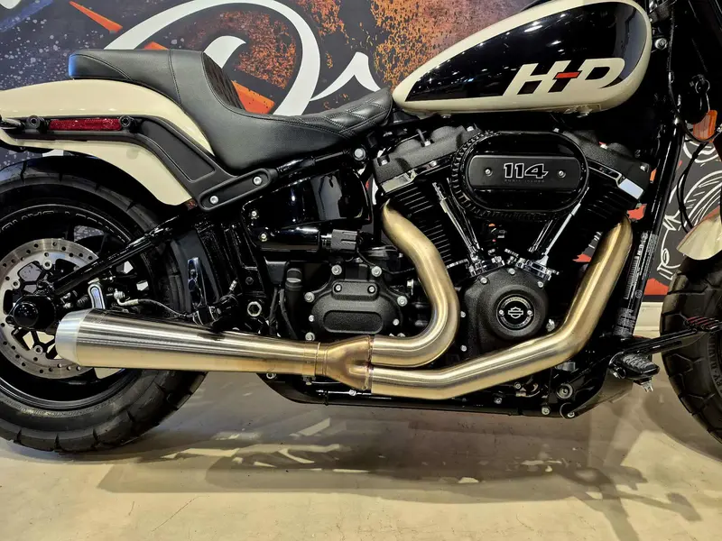 2022 Harley-Davidson Softail Fat Bob 114 FXFBS thumbnail 8