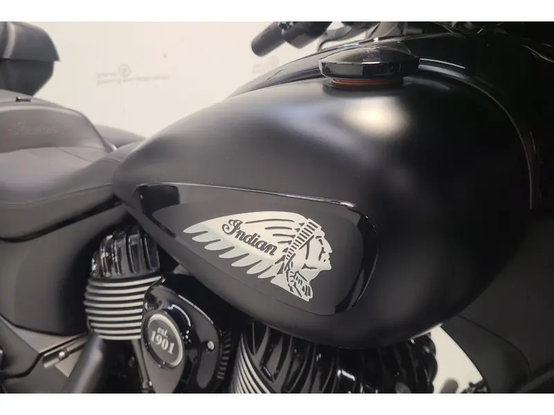 2023 Indian Motorcycle CHIEFTAIN DARK HORSE thumbnail 3