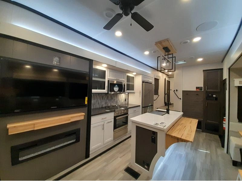 Forest River Cedar Creek 380rl 2024 alt