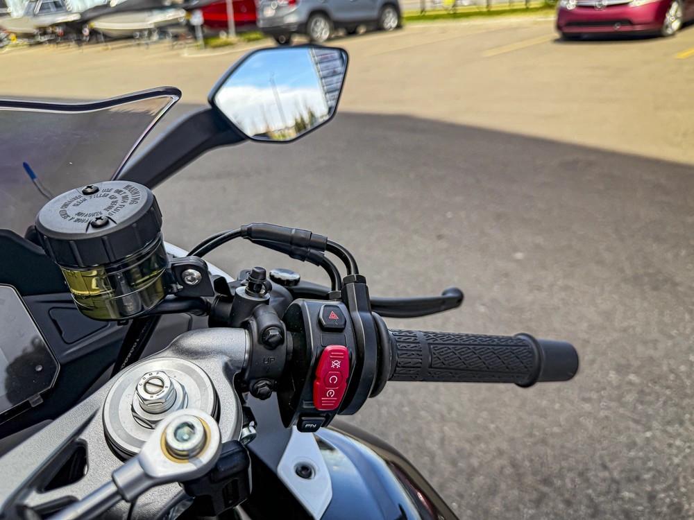 2026 Cfmoto 675ss alt