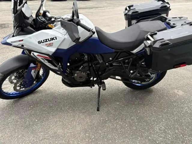 2025 Suzuki V-STROM 800DE thumbnail 4