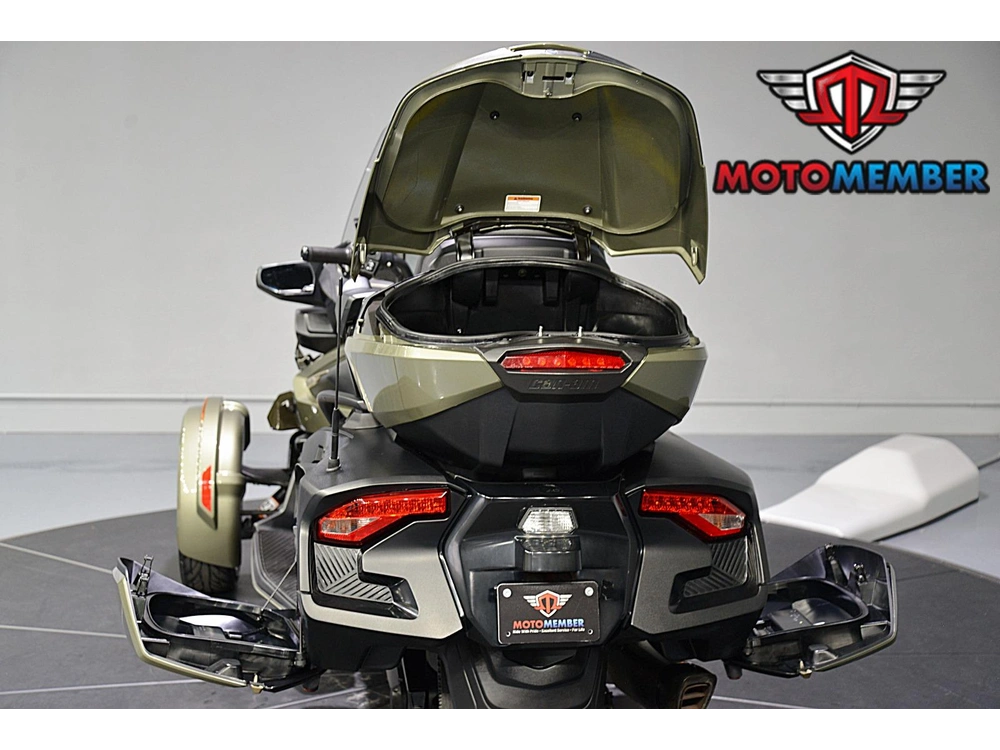 2021 Can-am Spyder Rt Sea-to-sky alt