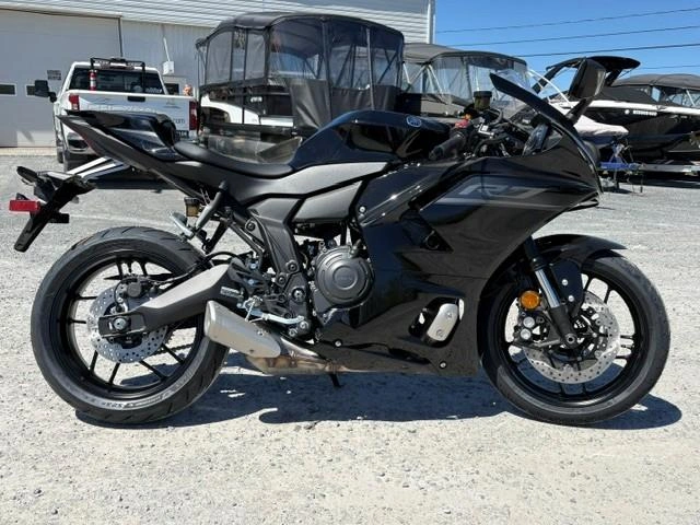 Yamaha Yzf R7 2026 alt