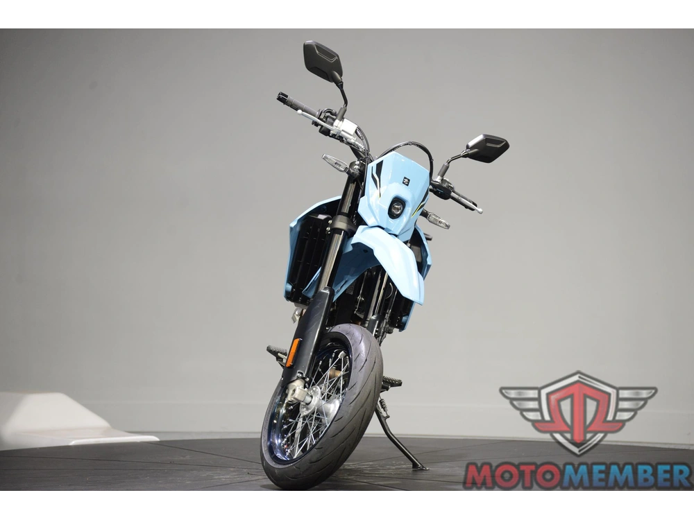 2025 Suzuki Dr-z4sm alt