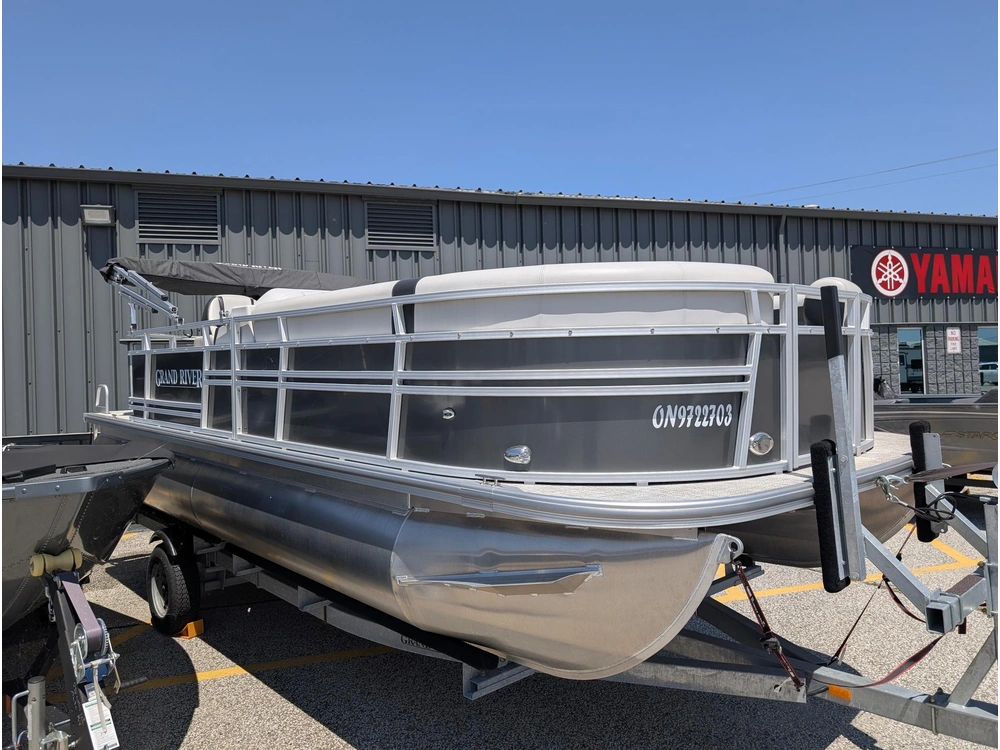 2023 Forest River 22gcr alt