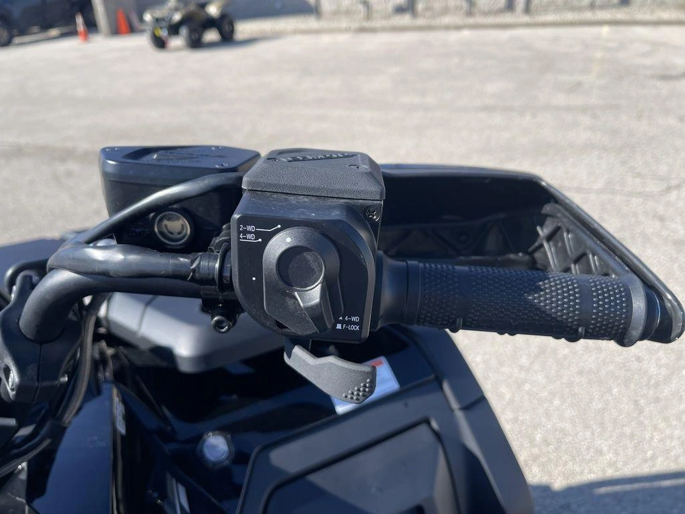 2026 Cfmoto Cforce 600 alt